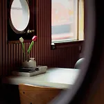 Houseboat-amsterdam-classic 3*