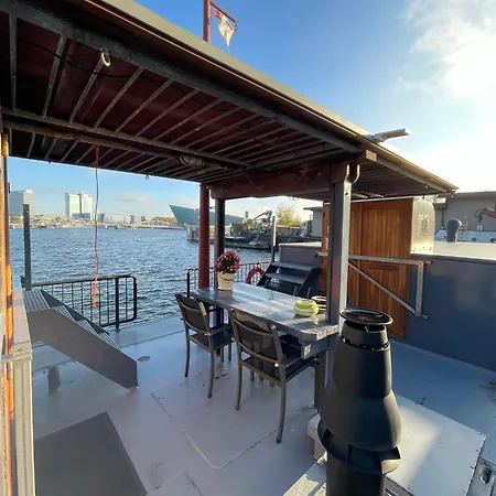 Bed & Breakfast Houseboat-amsterdam-classic Amsterdam